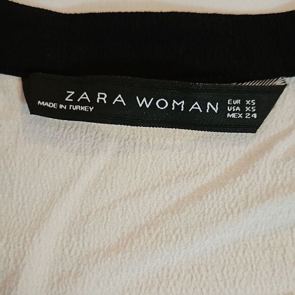 Zara Woman Cream and Black V neck top size XS - Picture 6 of 9